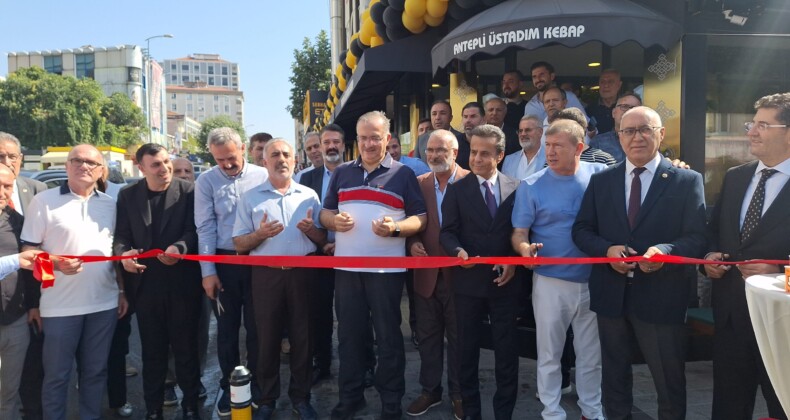 Ataşehir’de Antepli Üstadım Restorantı Açıldı