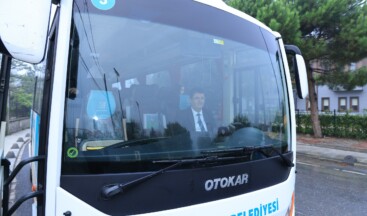 Başkan Çerkez Şöför Koltuğuna Geçti, Öğrenciler Şaşırdı