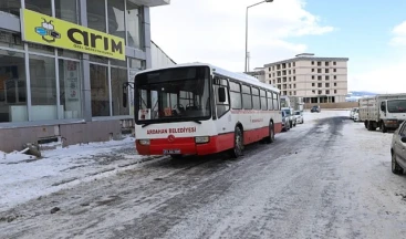 Ardahan Belediyesi’nden Ücretsiz Halk Otobüsü Hizmeti