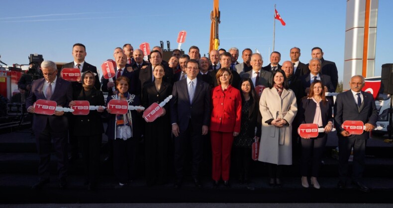 TBB’den Parti Ayrımsız Araç Hibe Dağıtımı Yapıldı