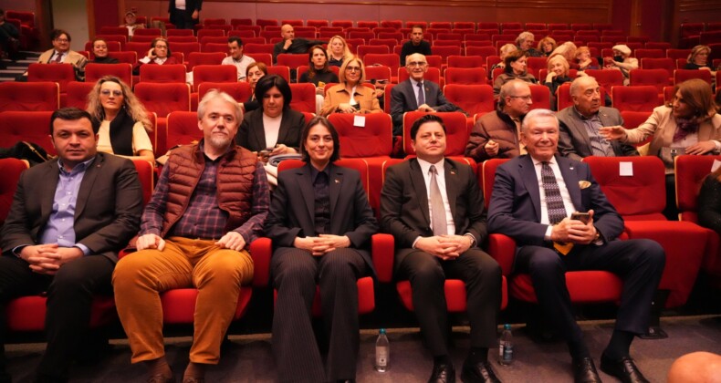 Gazeteci-Yazar Çetin Emeç Kadıköy’de Anıldı