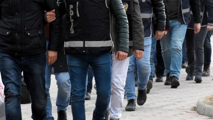 CHP’li Belediye Başkan Yardımcıları ile Meclis Üyelerine Dava