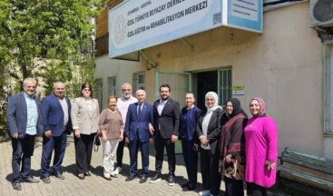 AK Parti Kartal’dan Beyazay Kartal Şubesi’ne Anlamlı Ziyaret