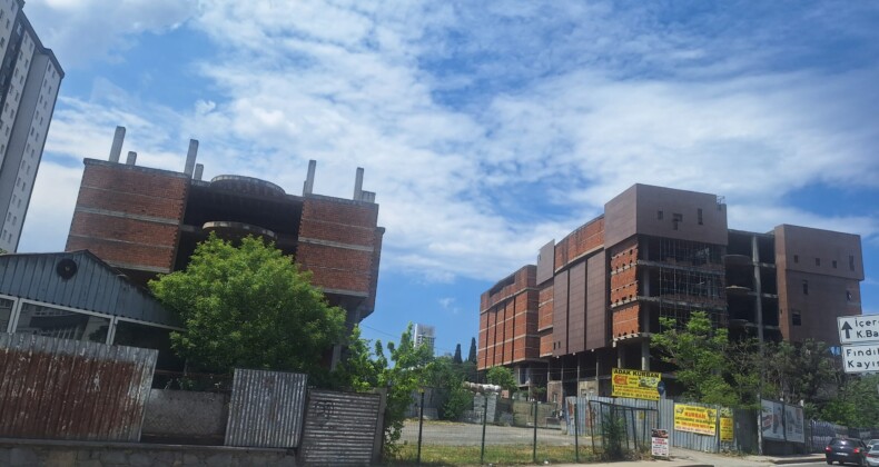 Ataşehir Bostancı’da AVM İnşaatı Ne Olacak?