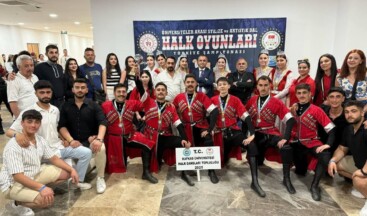 Kafkas Üniversitesi Halk Oyunlarından Büyük Başarı
