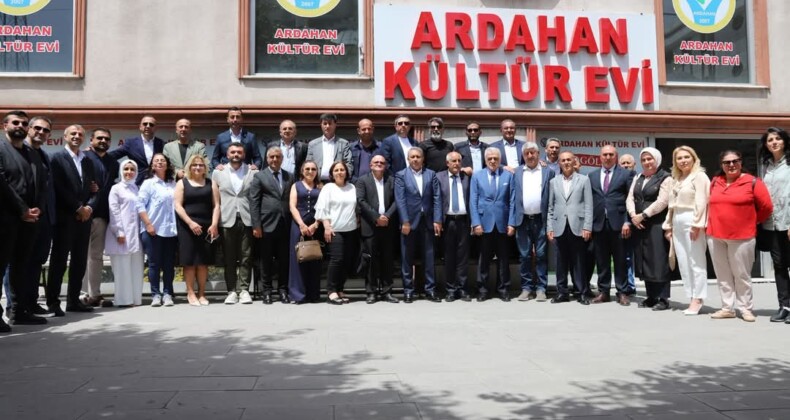 İstanbul Ardahan Kültür Evinde Önemli Toplantı