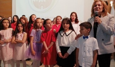 Ardahan’da Nuri Vatan Kültür Merkezi Yıl Sonu Gösterisi