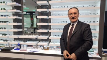 Gözlük Dünyasının Merkezi:Elegance Emre Optik