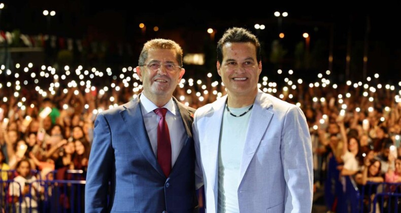 Çekmeköy’de Hakan Peker İle 30 Ağustos Coşkusu