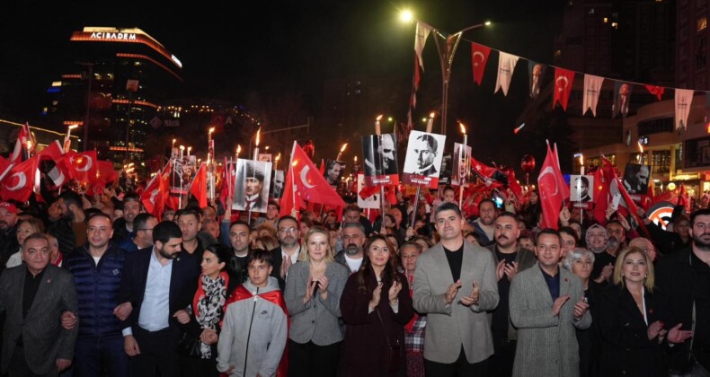 Ataşehir’de Cumhuriyet Bayramı Coşkuyla Kutlandı