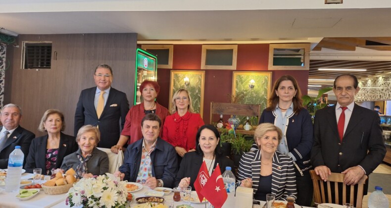 Türkiye Yardım Sevenler Derneği İstanbul Şubesi Kahvaltı Programı