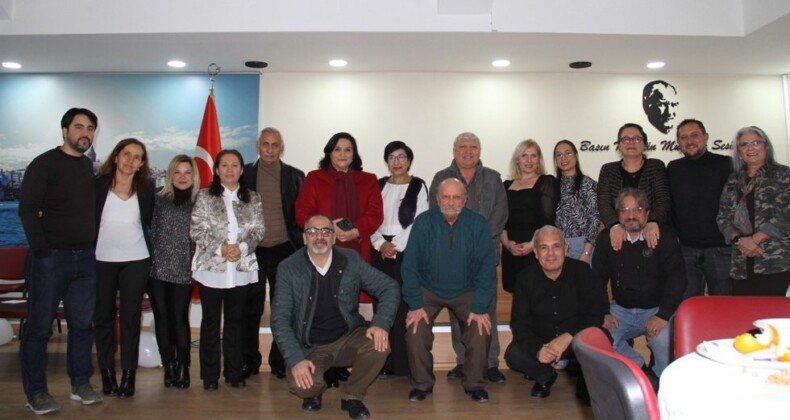 Gazeteciler İGD Yılbaşı Etkinliğinde Buluştu