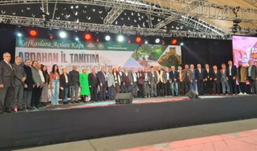 TANITIM GÜNLERİNE BİNLERCE ARDAHAN’LI AKIN ETTİ