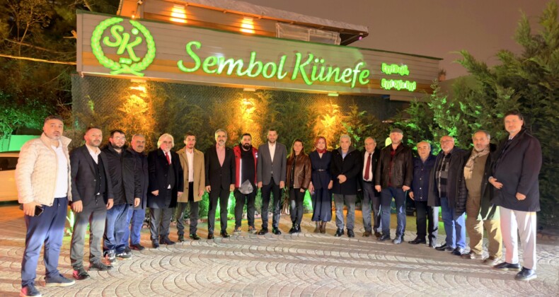 AK Parti Ataşehir, Basın Mensuplarıyla İftarda Buluştu