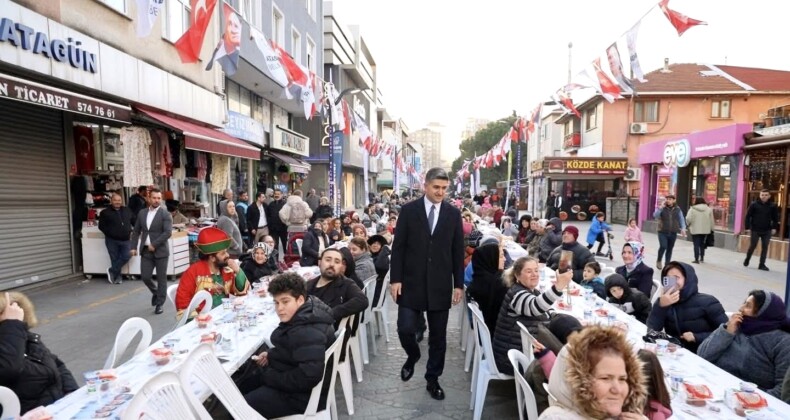 Ataşehir K.Bakkalköy’de Gönül Sofraları Kuruldu