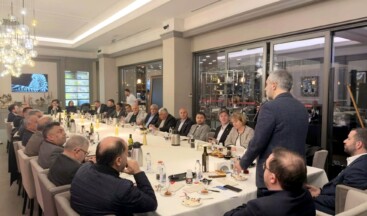 AK Parti Ataşehir, Muhtarlarla İftar Sofrasında Buluştu