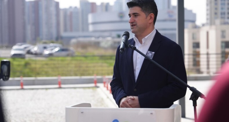 Onursal Adıgüzel:Hizmetlerimize Sahip Çıkın