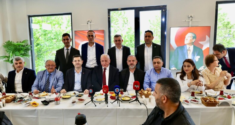 İst.And.Yak.Göle Derneği Kahvaltı Programı ve Kongre Yaptı
