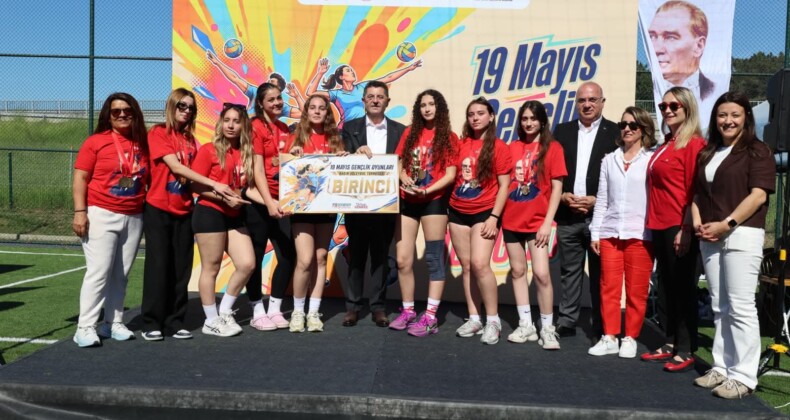Çekmeköy’de 19 Mayıs Coşkusu Gençlik Festivalinde Yaşandı