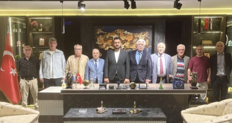 Kocaeli KAI Vakfı’nda İsa Bozkurt güven tazeledi