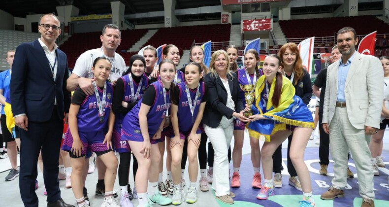 Bursa’da spor şenliklerinde kardeşlik rüzgarı esti