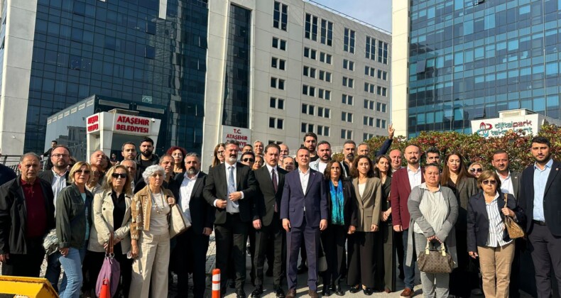 Ataşehir Belediye Meclisi’nde Protesto