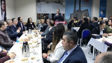 Battal İlgezdi, Erzurumlular İle Buluştu