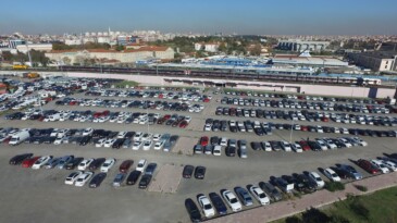 İstanbul’da 44 noktada “Park Et Devam Et” uygulaması başladı