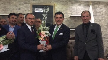 Faruk Demir Başkanlık Koltuğuna Oturdu