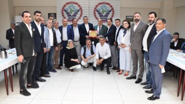 Ardahan Kültür Evi İftar Yemeği Verdi