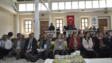 Kars’ta “Yerel Yönetimler ve Sağlık Çalıştayı” başladı