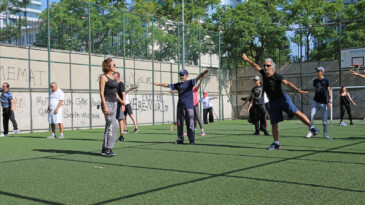 Ataşehirliler Parkta Spor Yapıyor