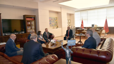 Kılıçdaroğlu, HDP Heyeti İle Bir Araya Geldi