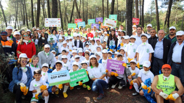 Ataşehir’de Dünya Temizlik Günü Etkinliği