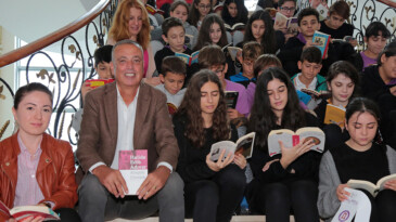 Başkan İlgezdi’den Öğrencilere Destek