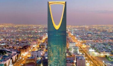 Suudi Arabistan kapılarını yabancı turistlere açıyor