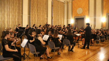 Ataşehir ve Monheim gençlik senfoni orkestralarından Konser