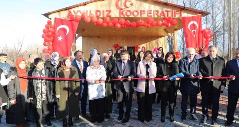 Iğdır Ayyıldız Kadın Kooperatifinin Açılışı Yapıldı