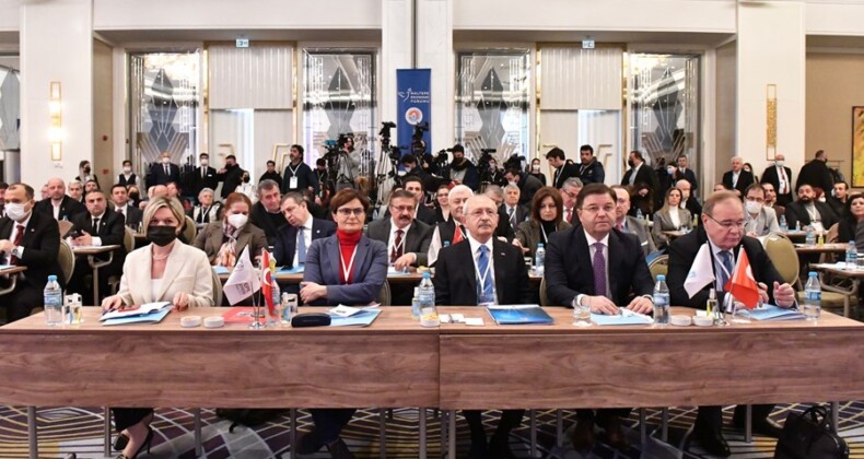 Kılıçdaroğlu, Maltepe Ekonomi Forumunda Konuştu