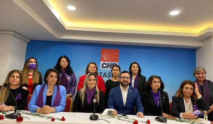 CHP Kadın Kolları Basın Açıklaması Yaptı