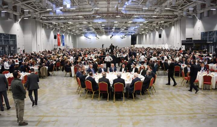 İstanbul Esnaf Odaları İSTESOB’un İftarında Buluştu