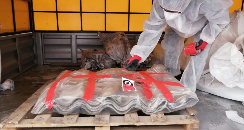 Ataşehir’de 28 bin 659 kilo asbest atığı bertaraf edildi