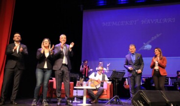 Ataşehir’de Erdal Erzincan Konserine Büyük İlgi Vardı