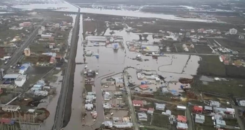 Kars’ta Hızlı Eriyen Kar, Beraberinde Seli Getirdi