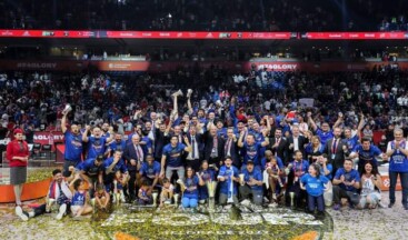 Anadolu Efes üst üste ikinci kez Avrupa şampiyonu oldu