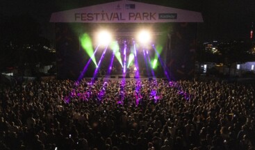 Festival Park Kadıköy iki muhteşem konserle kapılarını açtı