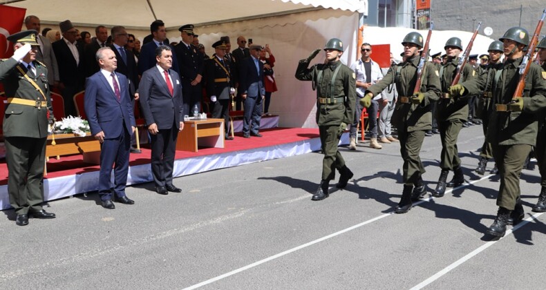 Ardahan’da 30 Ağustos Zafer Bayramı Etkinliklerle Kutlandı