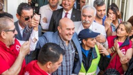 İzmir Büyükşehir Belediye Başkanı Tunç Soyer’e Destek Mitingi