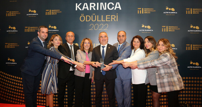 Ataşehir Belediyesi “Farklı Bir Mahalle Mümkün” Projesine Ödül