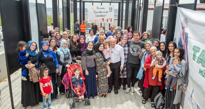 İzmir’de Mahalle bostanı için kura çekildi